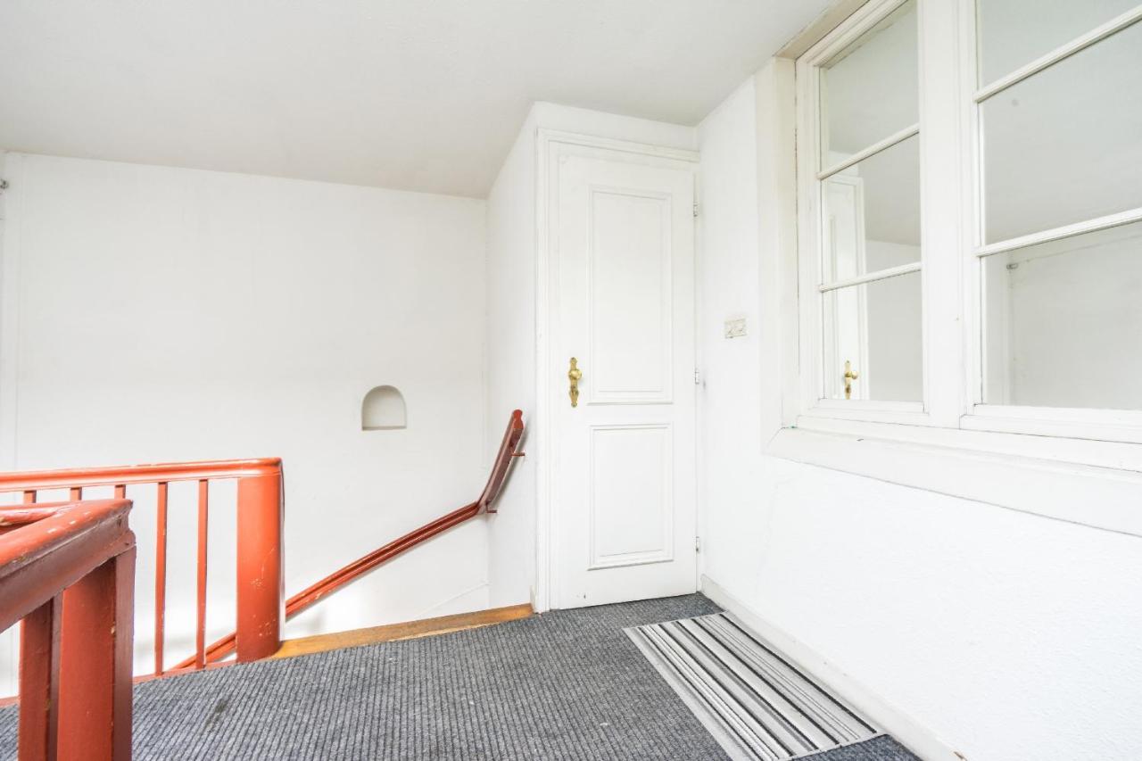 32 Grand Rue 2pc
